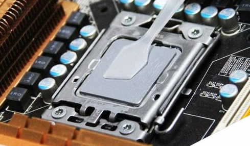 硅脂,小编教你怎么在电脑CPU上涂散热硅脂